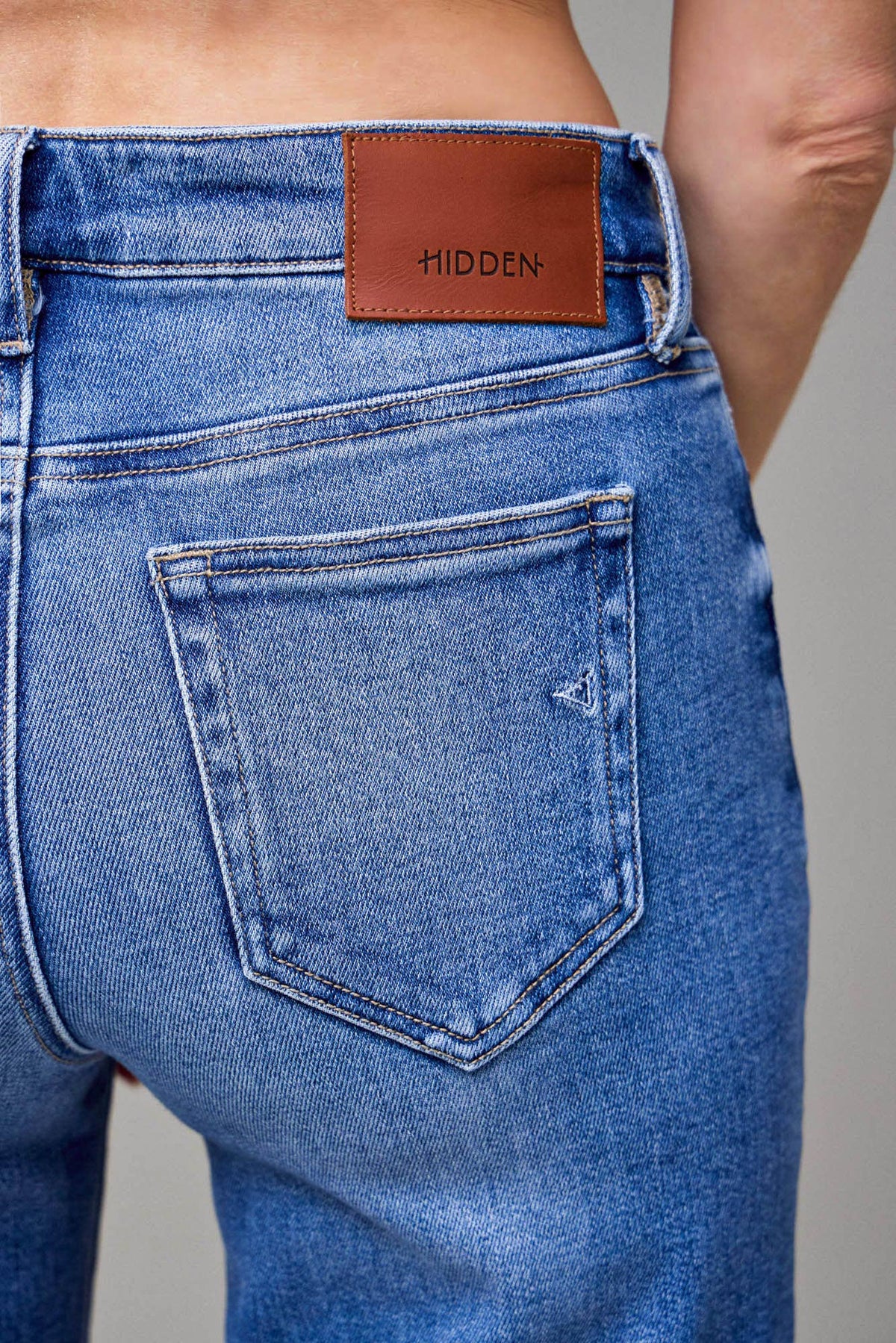 Mid Rise Pintuck Flare Jeans