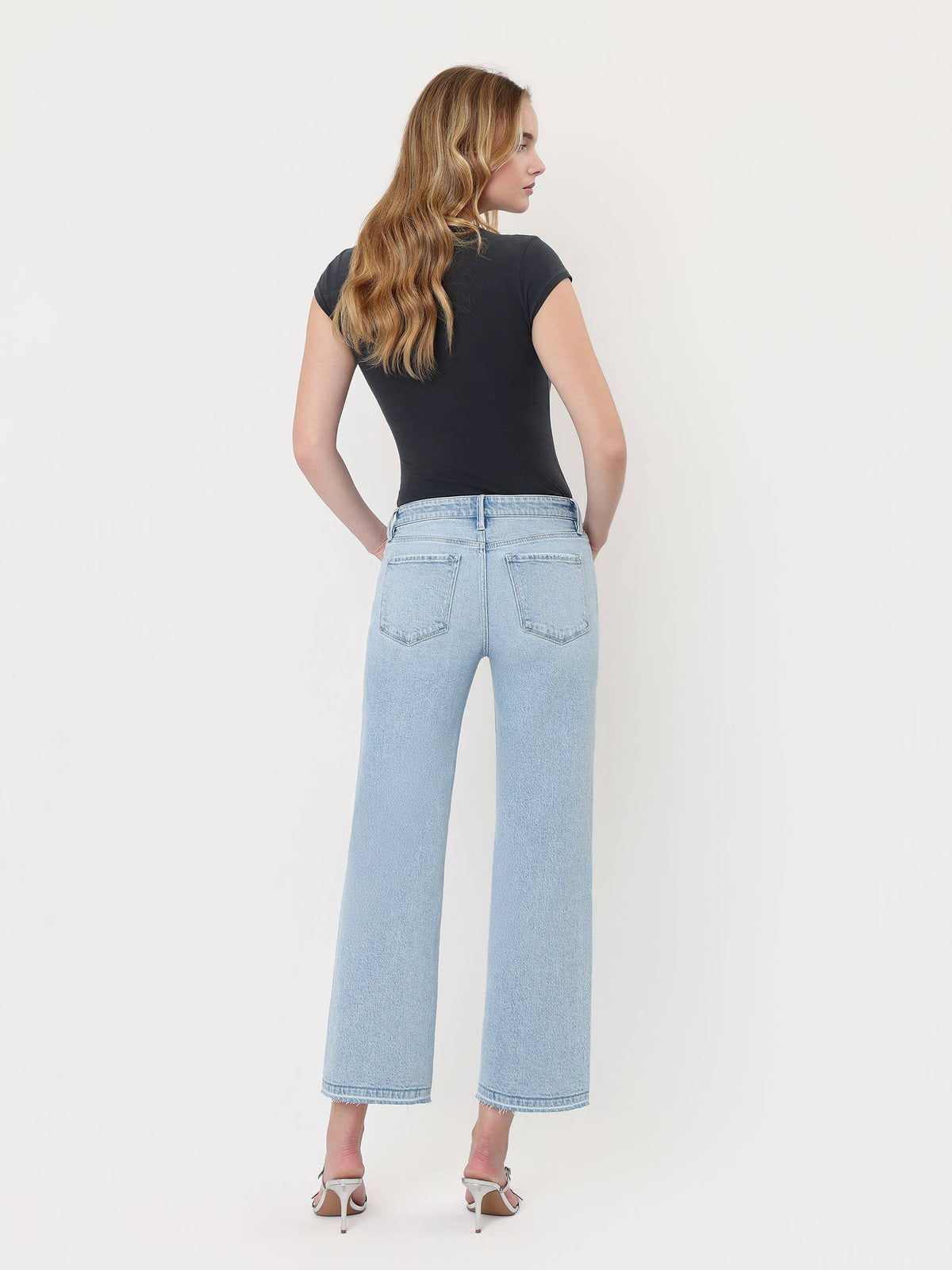 Mid Rise Light Wash Crop Jean