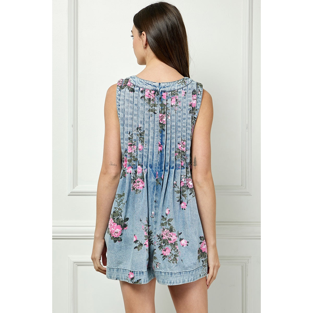 Sleeveless Floral Pleated Denim Romper