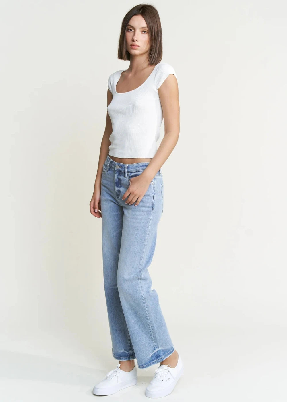 Mica Mid Rise Loose Fit Straight Ankle Jeans 30"