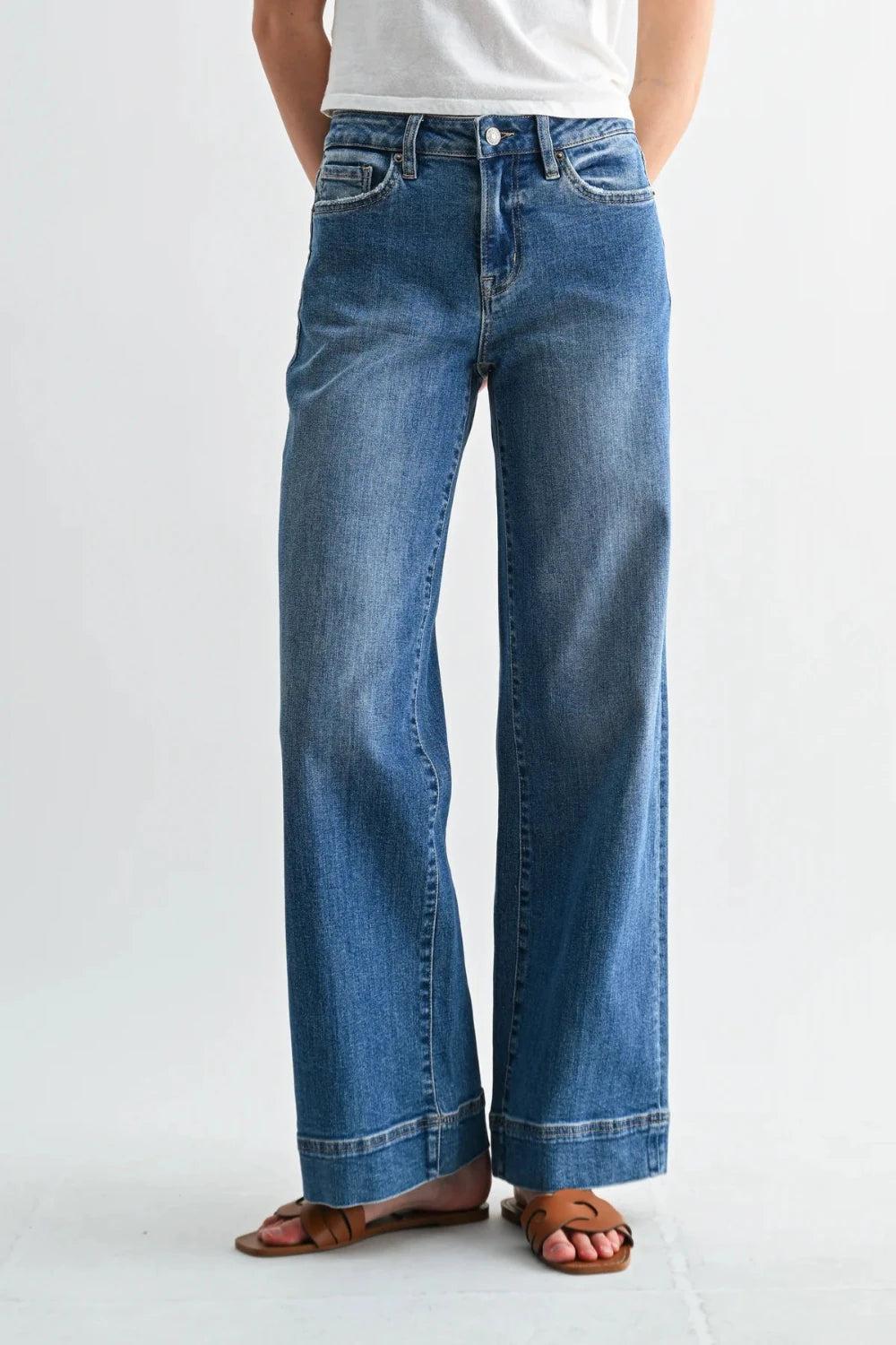 Mid Rise Wide Leg Trouser Hem Jeans