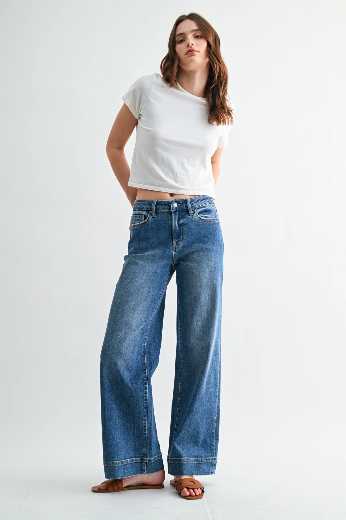 Mid Rise Wide Leg Trouser Hem Jeans