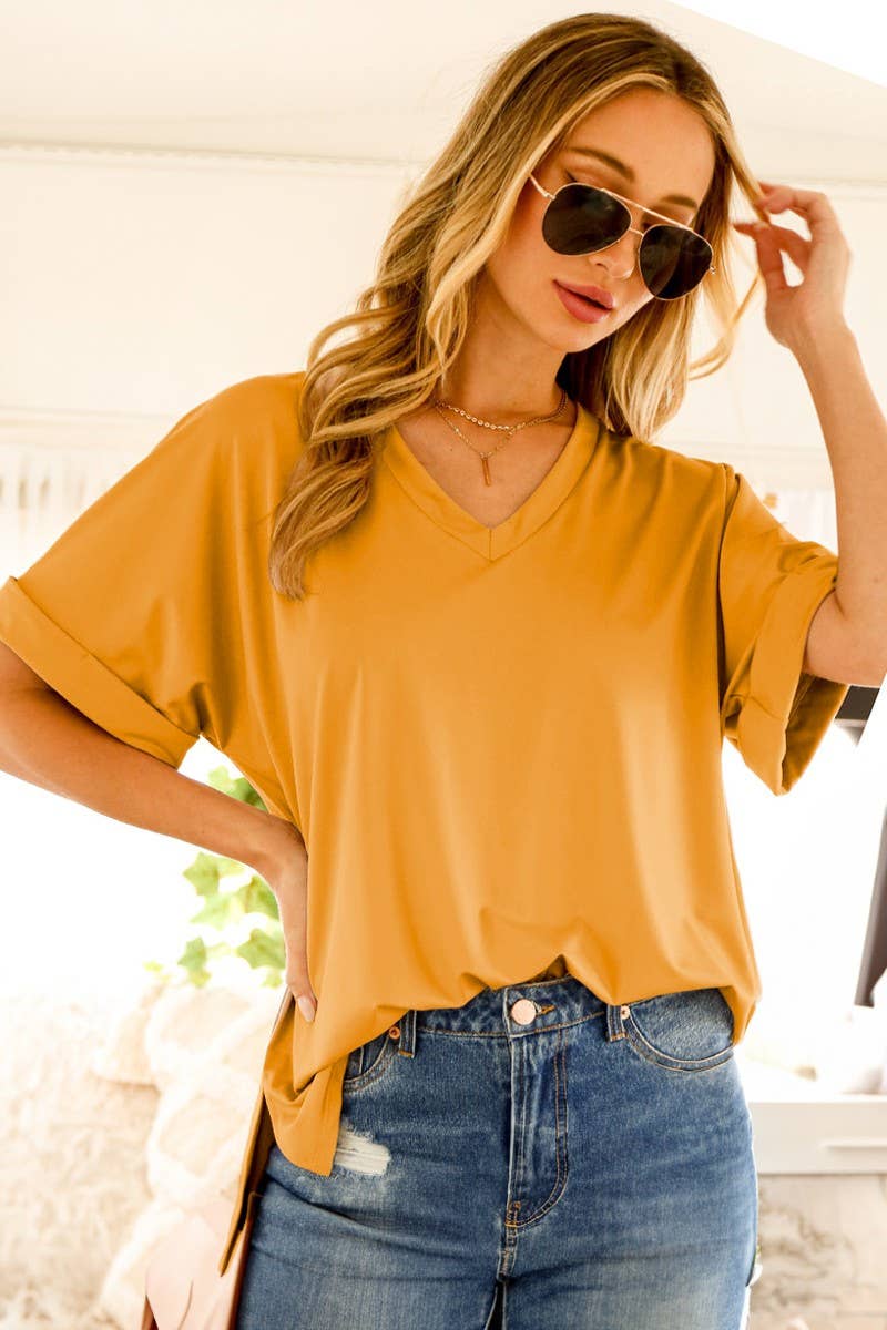 Short-Sleeve Roll-Up V-Neck Casual Knit Top
